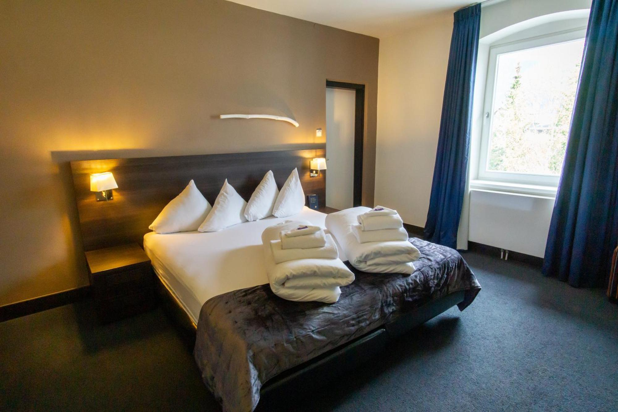 Hotel Wetterstein เซเฟลด์ อิน ทิโรล ภายนอก รูปภาพ